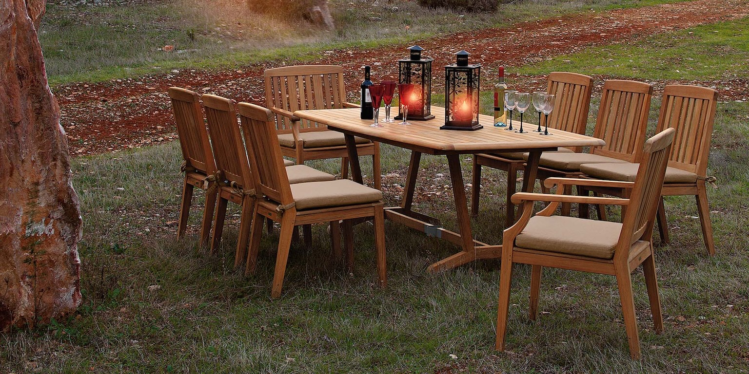 Barlow Tyrie Gartenmöbel - diese Gartenmöbel von Barlow Tyrie sind erhältlich bei Decoris Interior Design in Zürich mit Showroom am Bleicherweg - Innenarchitektur Zürich und Inneneinrichtung Zürich – Ihre Experten für Innenarchitektur, Planung, Bauleitung, Ausführung, Gestaltung