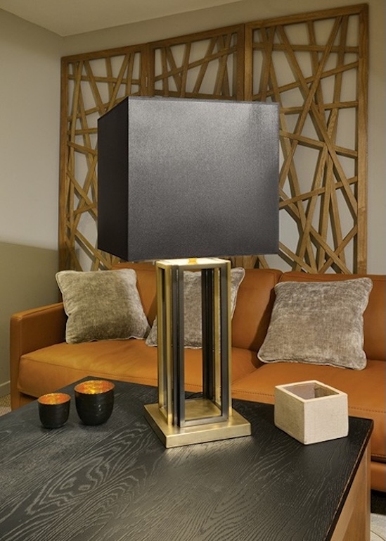 Casadisagne – Beleuchtung – Diese Beleuchtung von Casadisagne ist erhältlich bei Decoris Interior Design in Zürich mit Showroom am Bleicherweg - Innenarchitektur Zürich und Inneneinrichtung Zürich – Ihre Experten für Innenarchitektur, Planung, Bauleitung, Ausführung, Gestaltung