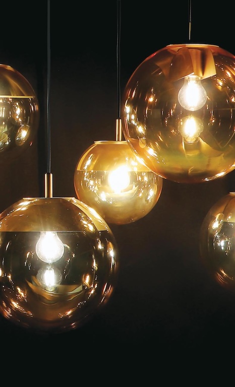 Davidts Lighting - Stéphane Davidts – Beleuchtung – Diese Beleuchtung von Davidts Lighting - Stéphane Davidts ist erhältlich bei Decoris Interior Design in Zürich mit Showroom am Bleicherweg - Innenarchitektur Zürich und Inneneinrichtung Zürich – Ihre Experten für Innenarchitektur, Planung, Bauleitung, Ausführung, Gestaltung