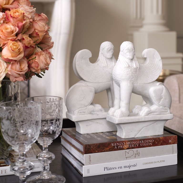 Eichholtz – Accessoires – Diese Accessoires von Eichholtz sind erhältlich bei Decoris Interior Design in Zürich mit Showroom am Bleicherweg – Innenarchitektur Zürich und Inneneinrichtung Zürich – Ihre Experten für Innenarchitektur, Planung, Bauleitung, Ausführung, Gestaltung