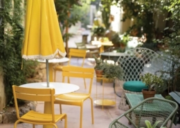 Fermob Gartenmöbel - diese Gartenmöbel von Fermob sind erhältlich bei Decoris Interior Design in Zürich mit Showroom am Bleicherweg - Innenarchitektur Zürich und Inneneinrichtung Zürich – Ihre Experten für Innenarchitektur, Planung, Bauleitung, Ausführung, Gestaltung