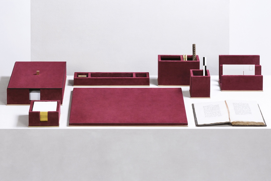 Giobagnara Leder Leather – Accessoires – Diese Accessoires von Giobagnara Leder Leather sind erhältlich bei Decoris Interior Design in Zürich mit Showroom am Bleicherweg – Innenarchitektur Zürich und Inneneinrichtung Zürich – Ihre Experten für Innenarchitektur, Planung, Bauleitung, Ausführung, Gestaltung