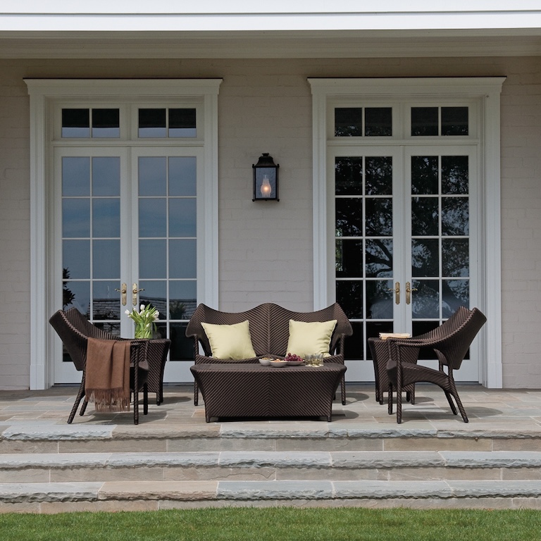 Janus et Cie Gartenmöbel - diese Gartenmöbel von Janus et Cie sind erhältlich bei Decoris Interior Design in Zürich mit Showroom am Bleicherweg - Innenarchitektur Zürich und Inneneinrichtung Zürich – Ihre Experten für Innenarchitektur, Planung, Bauleitung, Ausführung, Gestaltung