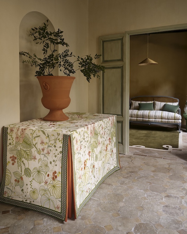 Manuel Canovas Stoffe – Diese Stoffe von Manuel Canovas Venezia sind erhältlich bei Decoris Interior Design in Zürich mit Showroom am Bleicherweg - Innenarchitektur Zürich und Inneneinrichtung Zürich – Ihre Experten für Innenarchitektur, Planung, Bauleitung, Ausführung, Gestaltung