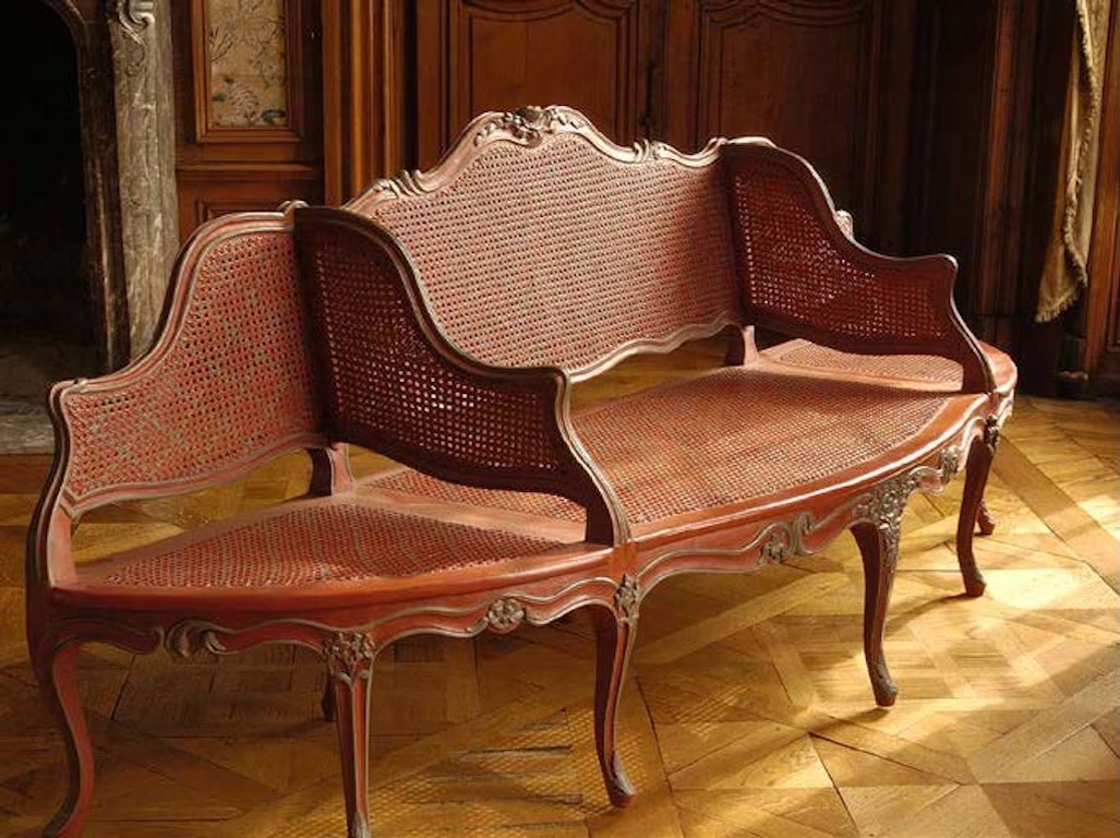 Massant Möbel – Diese Möbel von Massant sind erhältlich bei Decoris Interior Design in Zürich mit Showroom am Bleicherweg - Innenarchitektur Zürich und Inneneinrichtung Zürich – Ihre Experten für Innenarchitektur, Planung, Bauleitung, Ausführung, Gestaltung