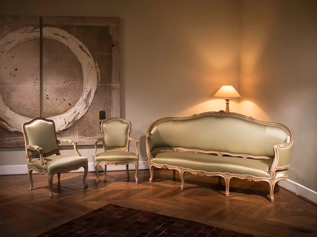 Massant Möbel – Diese Möbel von Massant sind erhältlich bei Decoris Interior Design in Zürich mit Showroom am Bleicherweg - Innenarchitektur Zürich und Inneneinrichtung Zürich – Ihre Experten für Innenarchitektur, Planung, Bauleitung, Ausführung, Gestaltung