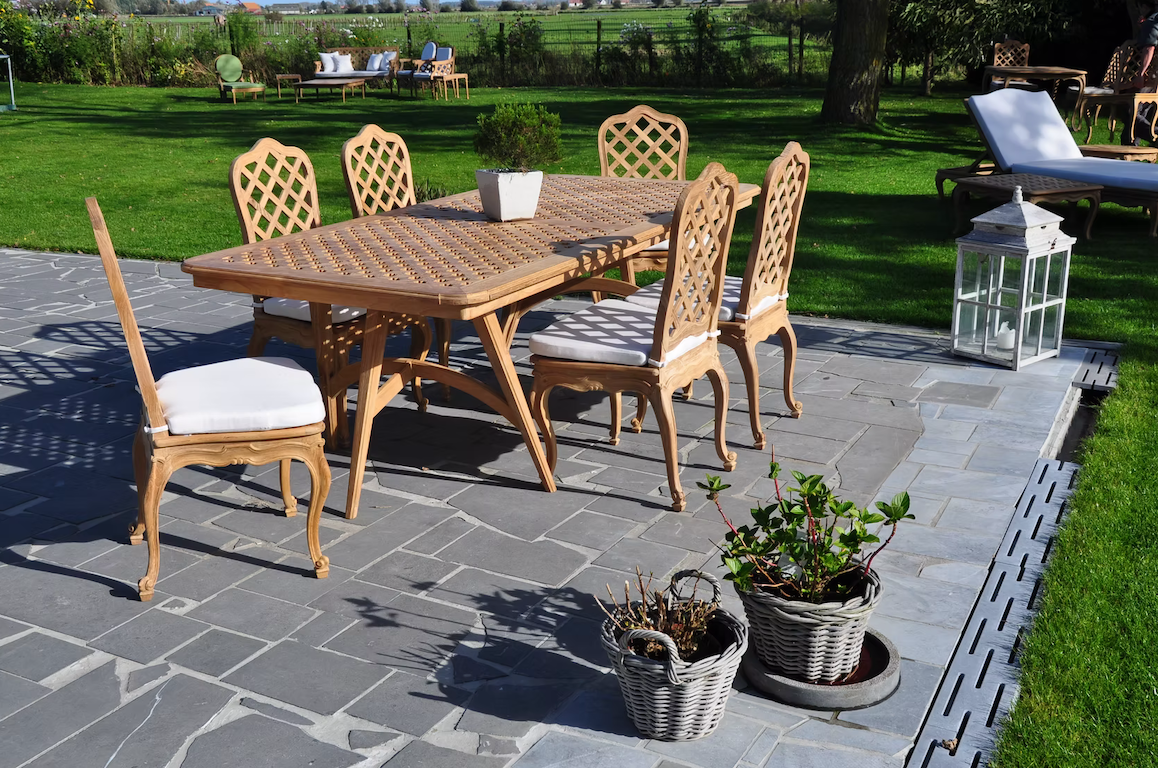 Massant Outdoor Gartenmöbel - diese Gartenmöbel von Massant Outdoor sind erhältlich bei Decoris Interior Design in Zürich mit Showroom am Bleicherweg - Innenarchitektur Zürich und Inneneinrichtung Zürich – Ihre Experten für Innenarchitektur, Planung, Bauleitung, Ausführung, Gestaltung