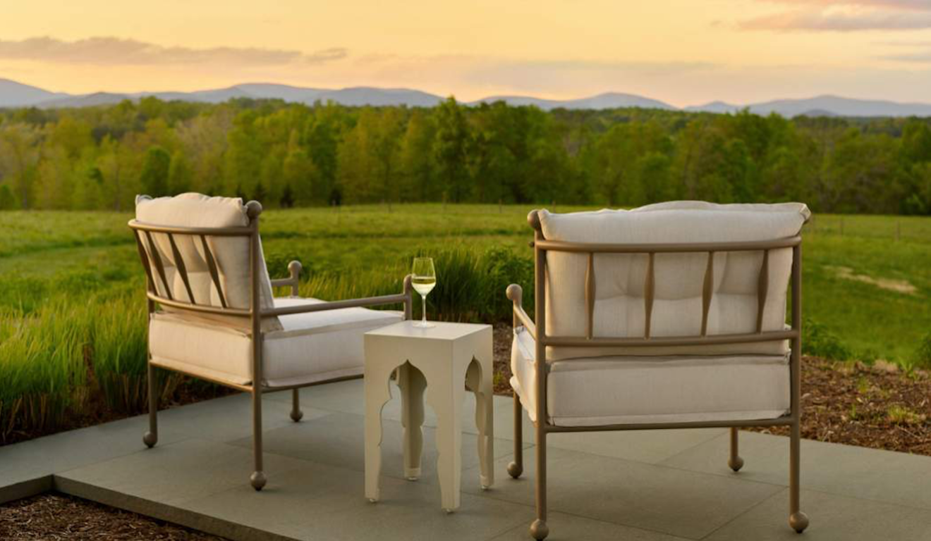 McKinnon and Harris Gartenmöbel - diese Gartenmöbel von McKinnon and Harris sind erhältlich bei Decoris Interior Design in Zürich mit Showroom am Bleicherweg - Innenarchitektur Zürich und Inneneinrichtung Zürich – Ihre Experten für Innenarchitektur, Planung, Bauleitung, Ausführung, Gestaltung
