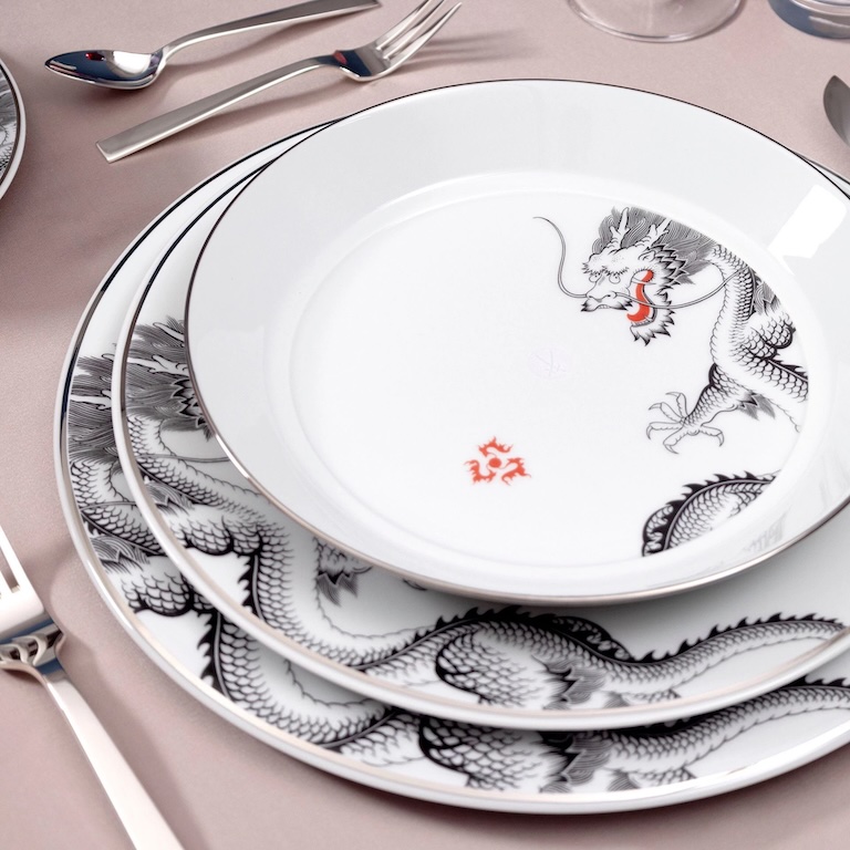 Meissen Porzellan Manufaktur – Geschirr – Dieses Geschirr von Meissen Porzellan Manufaktur ist erhältlich bei Decoris Interior Design in Zürich mit Showroom am Bleicherweg – Innenarchitektur Zürich und Inneneinrichtung Zürich – Ihre Experten für Innenarchitektur, Planung, Bauleitung, Ausführung, Gestaltung