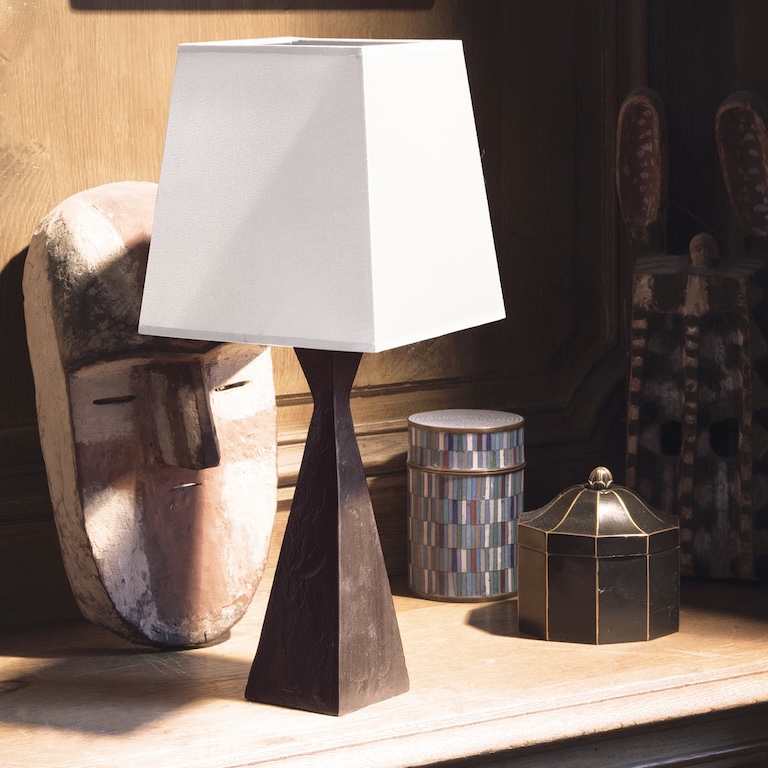 Objet Insolite – Beleuchtung – Diese Lampen von Objet Insolite sind erhältlich bei Decoris Interior Design in Zürich mit Showroom am Bleicherweg - Innenarchitektur Zürich und Inneneinrichtung Zürich – Ihre Experten für Innenarchitektur, Planung, Bauleitung, Ausführung, Gestaltung