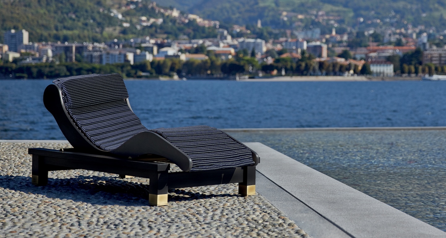 Promemoria Gartenmöbel - diese Gartenmöbel von Promemoria sind erhältlich bei Decoris Interior Design in Zürich mit Showroom am Bleicherweg - Innenarchitektur Zürich und Inneneinrichtung Zürich – Ihre Experten für Innenarchitektur, Planung, Bauleitung, Ausführung, Gestaltung