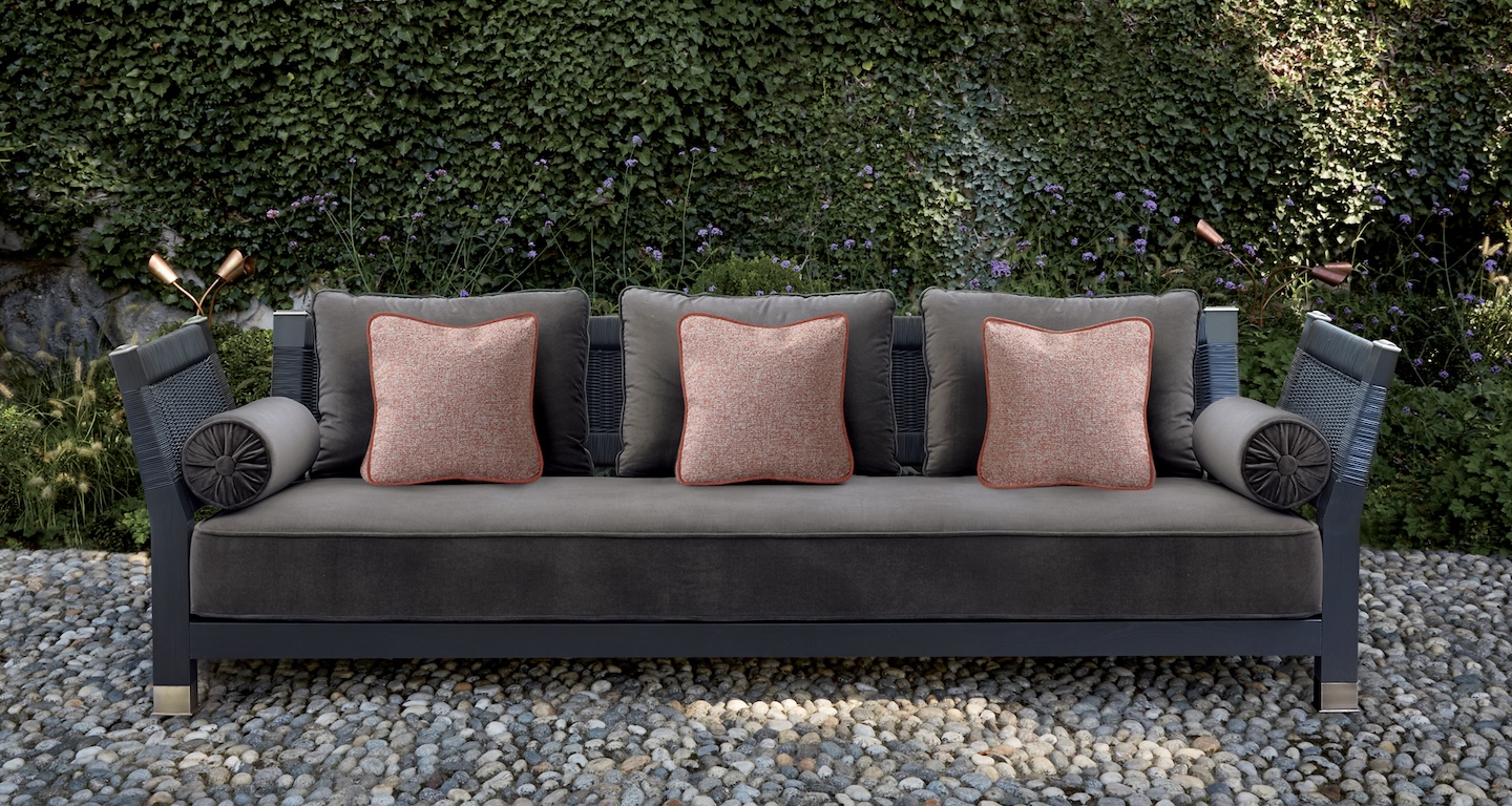 Promemoria Gartenmöbel - diese Gartenmöbel von Promemoria sind erhältlich bei Decoris Interior Design in Zürich mit Showroom am Bleicherweg - Innenarchitektur Zürich und Inneneinrichtung Zürich – Ihre Experten für Innenarchitektur, Planung, Bauleitung, Ausführung, Gestaltung