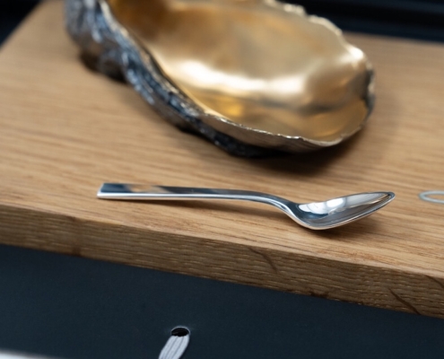 Robbe und Berking Accessoires – Diese Accessoires von Robbe und Berking sind erhältlich bei Decoris Interior Design in Zürich mit Showroom am Bleicherweg – Innenarchitektur Zürich und Inneneinrichtung Zürich – Ihre Experten für Innenarchitektur, Planung, Bauleitung, Ausführung, Gestaltung