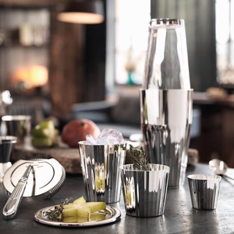 Robbe und Berking Bar-Kollektion – Diese Bar-Kollektion von Robbe und Berking ist erhältlich bei Decoris Interior Design in Zürich mit Showroom am Bleicherweg – Innenarchitektur Zürich und Inneneinrichtung Zürich – Ihre Experten für Innenarchitektur, Planung, Bauleitung, Ausführung, Gestaltung