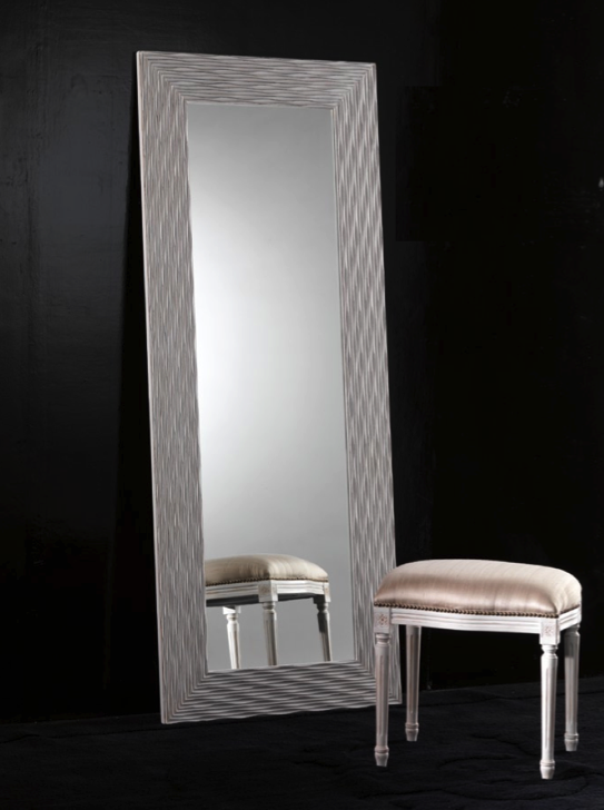 Spini Möbel - dieses Möbel von Spini erhältlich bei Decoris Interior Design Zürich Inneneinrichtung und Innenarchitektur am Zürichberg