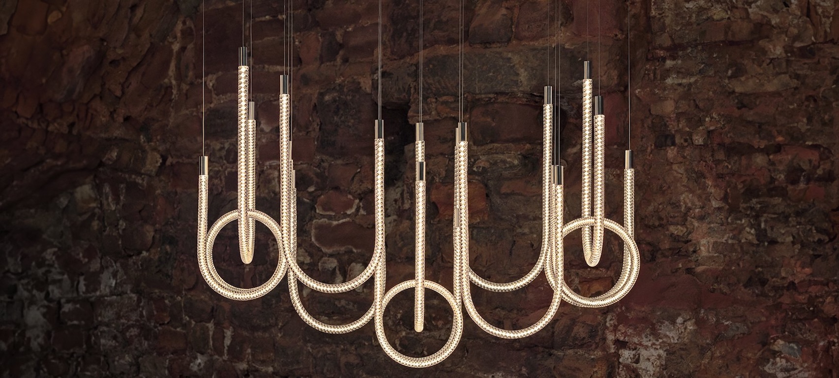 Saint-Louis Cristallerie, Kristallfabrik – Beleuchtung und Lampen – Diese Beleuchtung und Lampen von Saint-Louis Cristallerie, Kristallfabrik sind erhältlich bei Decoris Interior Design in Zürich mit Showroom am Bleicherweg – Innenarchitektur Zürich und Inneneinrichtung Zürich – Ihre Experten für Innenarchitektur, Planung, Bauleitung, Ausführung, Gestaltung