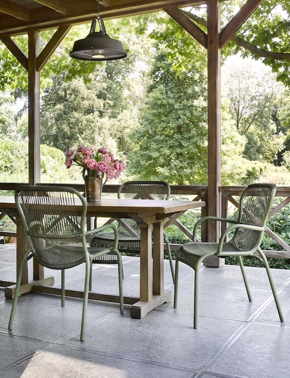 Vincent Sheppard Gartenmöbel - diese Gartenmöbel von Vincent Sheppard sind erhältlich bei Decoris Interior Design in Zürich mit Showroom am Bleicherweg - Innenarchitektur Zürich und Inneneinrichtung Zürich – Ihre Experten für Innenarchitektur, Planung, Bauleitung, Ausführung, Gestaltung