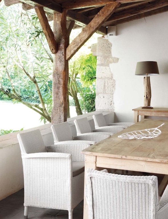 Vincent Sheppard Gartenmöbel - diese Gartenmöbel von Vincent Sheppard sind erhältlich bei Decoris Interior Design in Zürich mit Showroom am Bleicherweg - Innenarchitektur Zürich und Inneneinrichtung Zürich – Ihre Experten für Innenarchitektur, Planung, Bauleitung, Ausführung, Gestaltung
