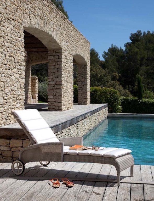 Vincent Sheppard Gartenmöbel - diese Gartenmöbel von Vincent Sheppard sind erhältlich bei Decoris Interior Design in Zürich mit Showroom am Bleicherweg - Innenarchitektur Zürich und Inneneinrichtung Zürich – Ihre Experten für Innenarchitektur, Planung, Bauleitung, Ausführung, Gestaltung
