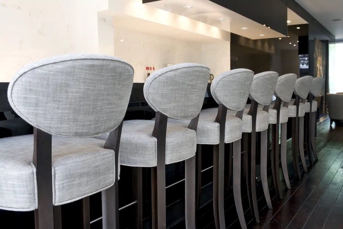 Marie's Corner Möbel – Diese Möbel von Marie's Corner sind erhältlich bei Decoris Interior Design in Zürich mit Showroom am Bleicherweg - Innenarchitektur Zürich und Inneneinrichtung Zürich – Ihre Experten für Innenarchitektur, Planung, Bauleitung, Ausführung, Gestaltung